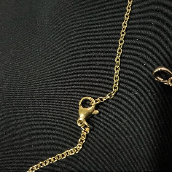 Mom pendant with chain - Picture 2 of 7